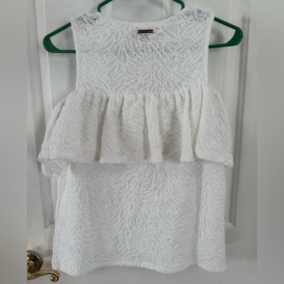 Michael Kors White Lace Top - Picture 2 of 6